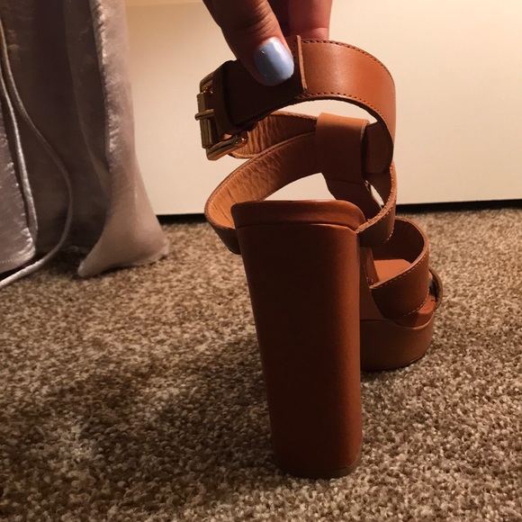 Brown platforms - Picture 2 of 4